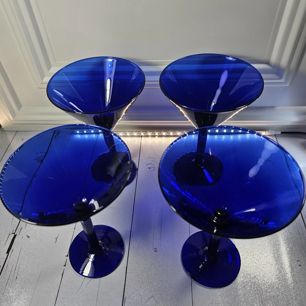 Pier One Blue Martini Glasses Set of 4 in a deep cobalt blue beautiful color